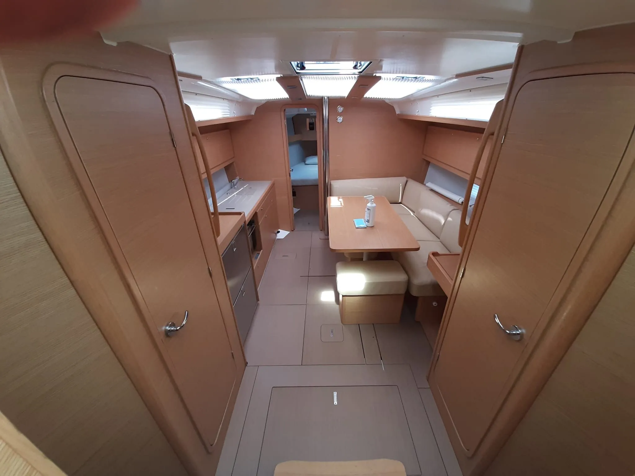 Dufour 390 Grand Large Inycum — фотография яхты 3