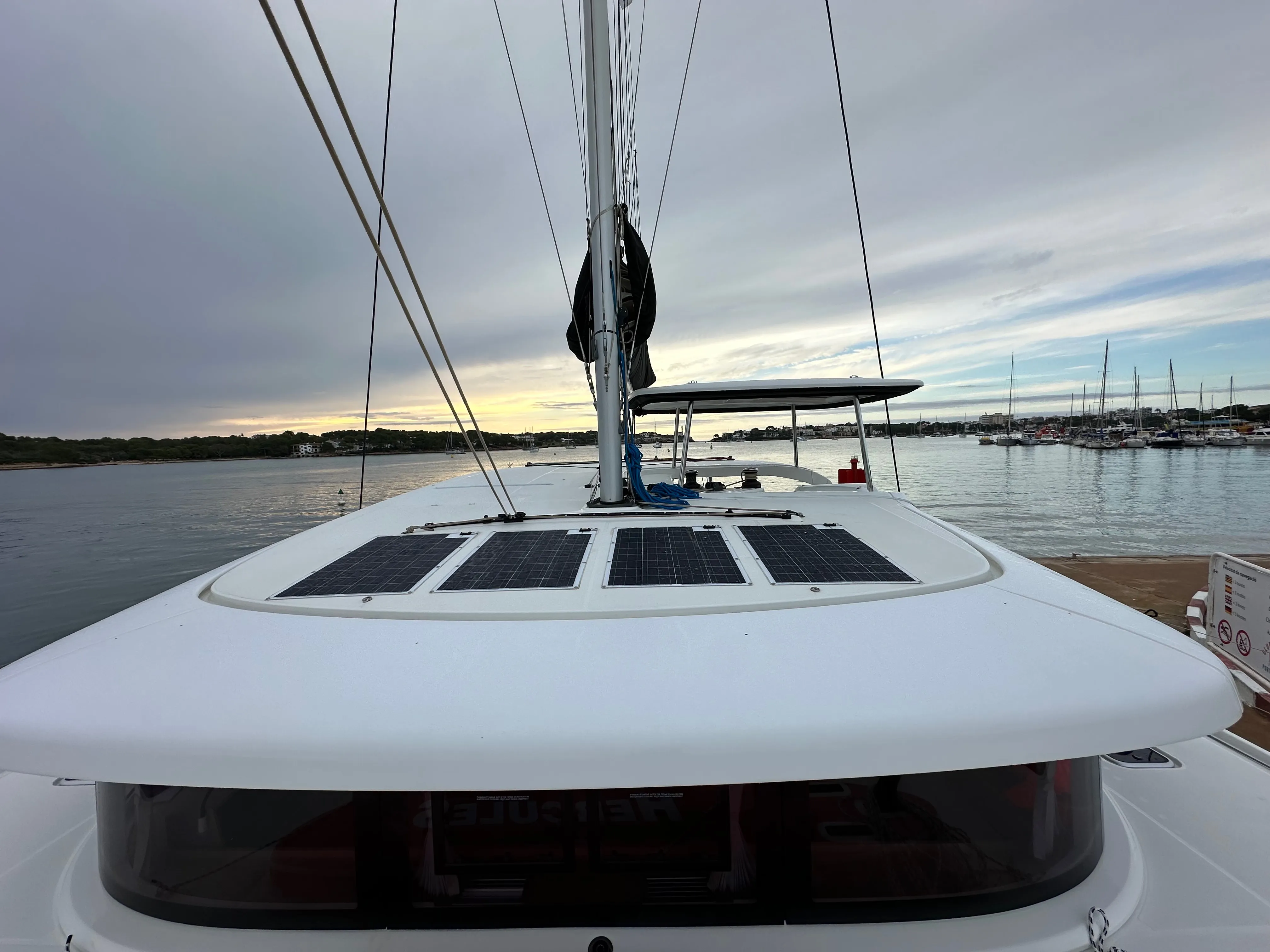 Lagoon 42 Laurencia — yachtbillede 2