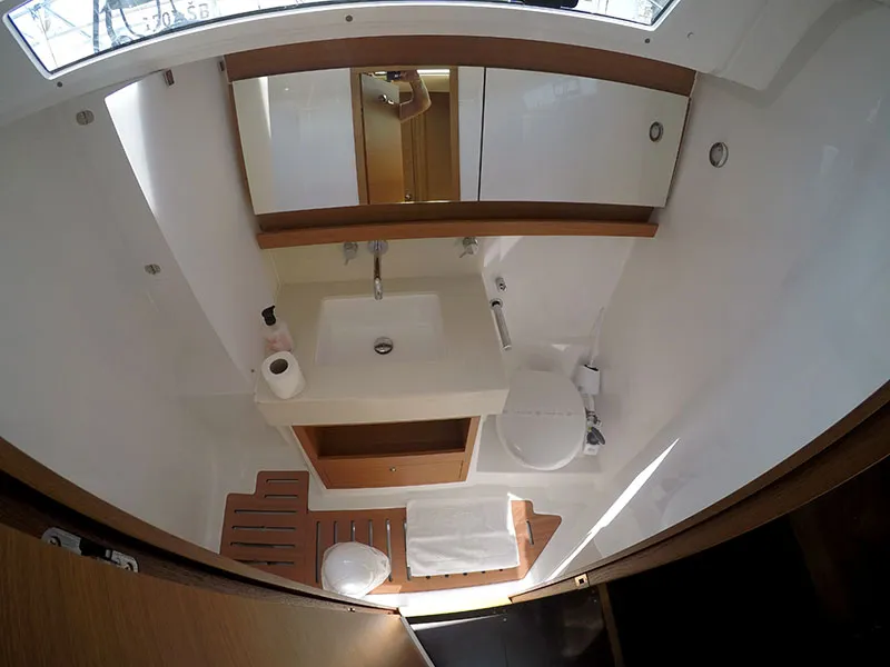 Dufour 470 Ljubov — yacht photo 18