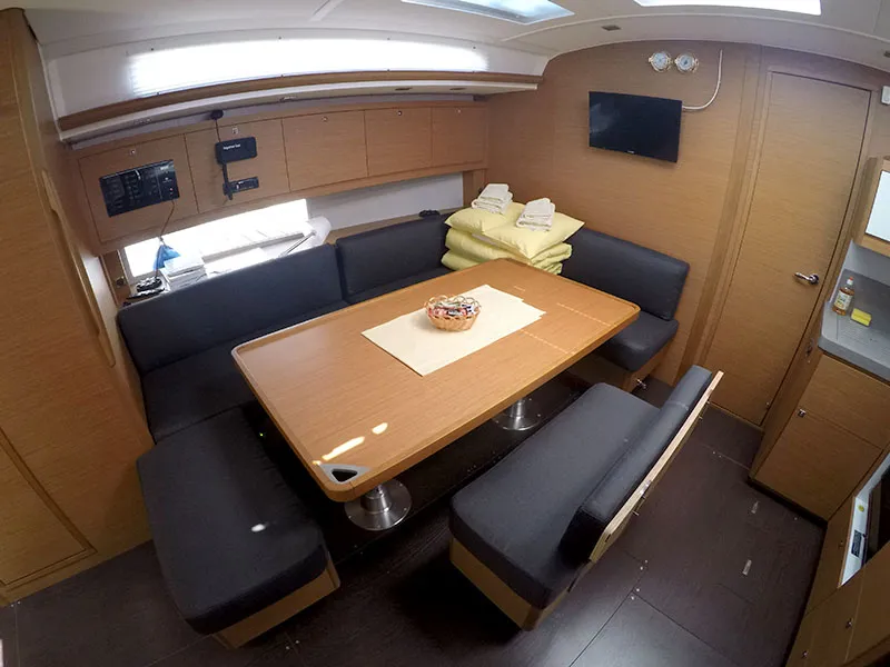 Dufour 470 Ljubov — yacht photo 9