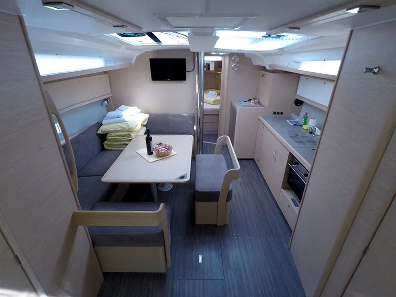 Dufour 430 FREYA — yacht photo 16