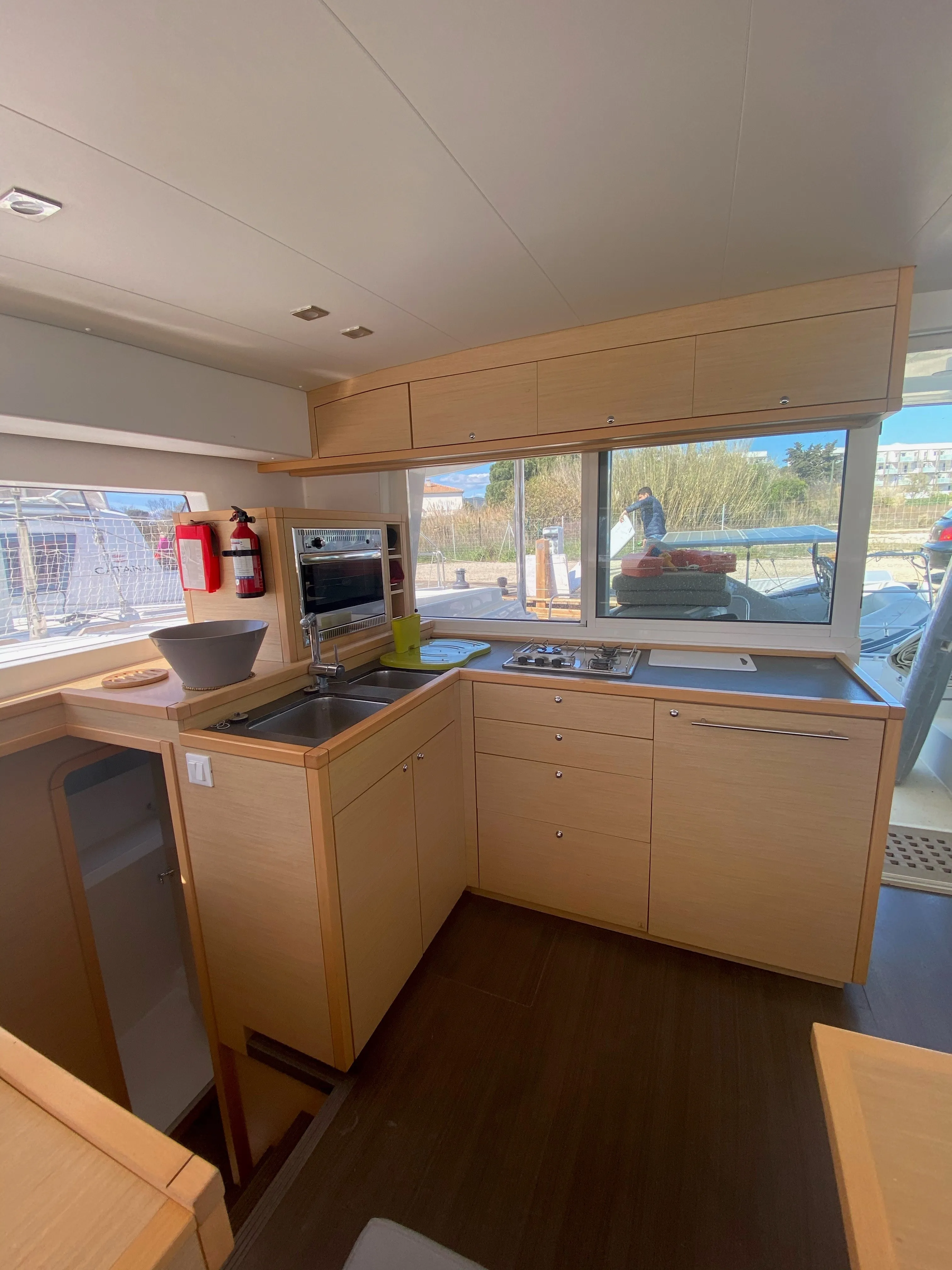 Lagoon 400 S2 Opale 4 — jahtikuva 2