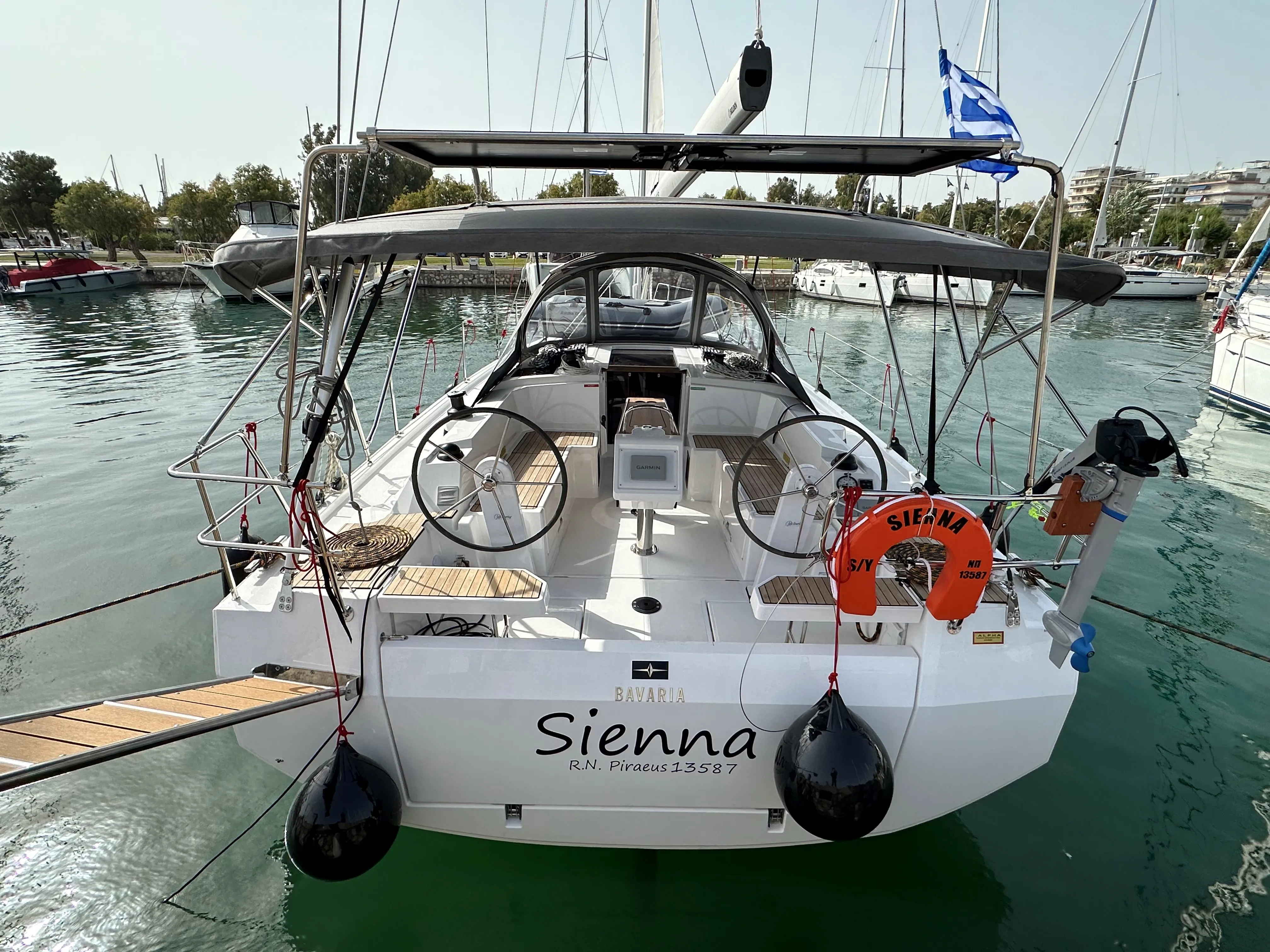 Bavaria Yachtbau Bavaria C38 S/Y Sienna — фотография яхты 1