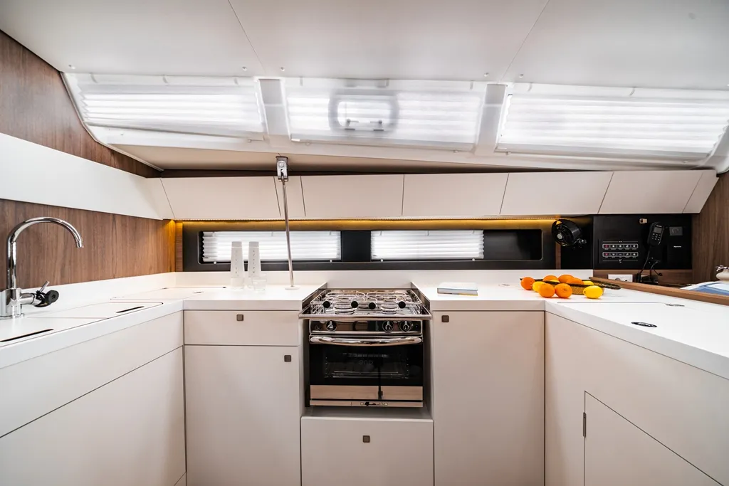 Sun Odyssey 455 SAIL AWAY — фотография яхты 8