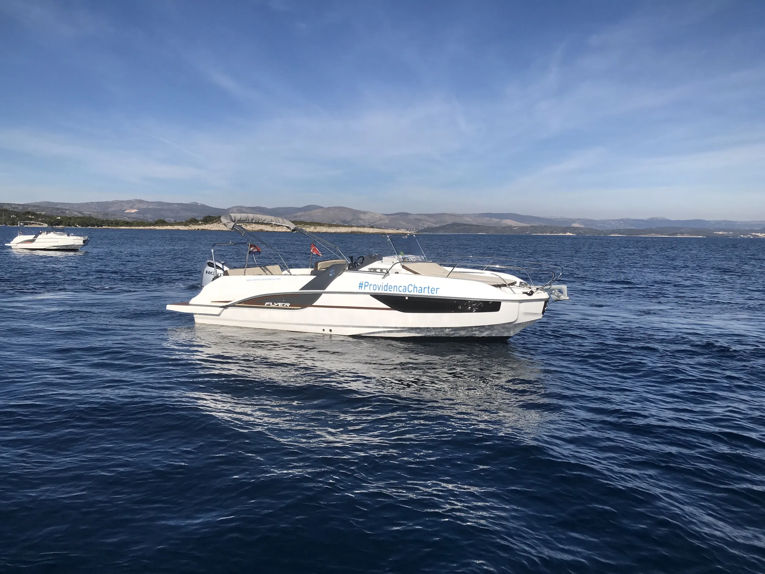 Beneteau Flyer 7.7 SUNdeck — foto dello yacht n. 2