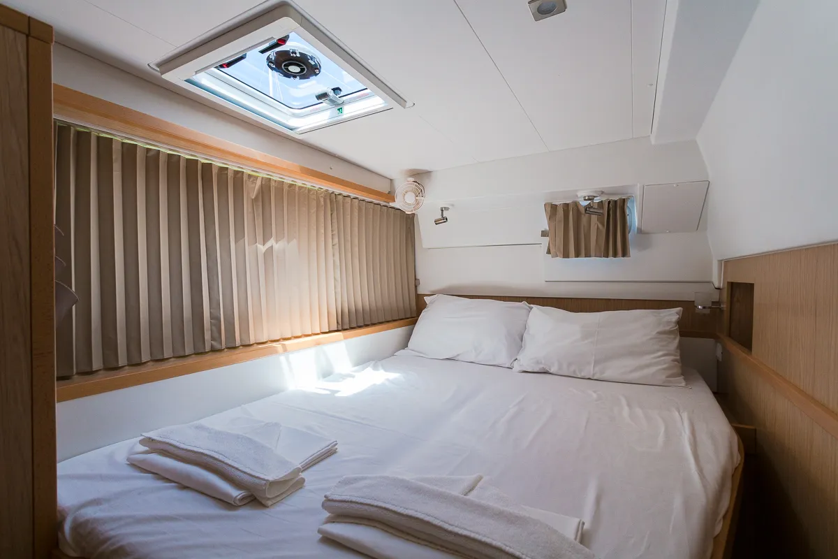 Lagoon 400 S2 SUNSHINE — fotografia jachty 2