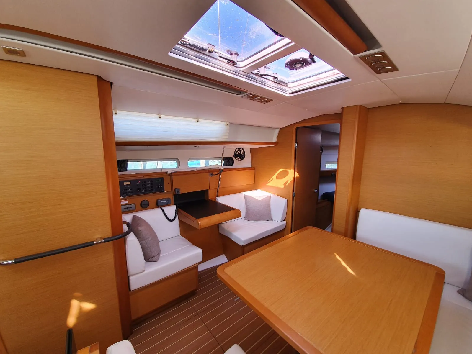 Sun Odyssey 409 Malee — yachtbilde 2