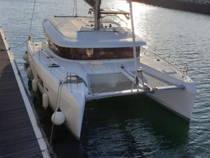 Lagoon 42 Marepiatto — yacht photo 2