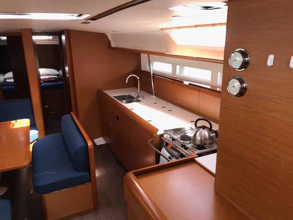 Sun Odyssey 519 Alboran Prosecco (Radazul) — foto dello yacht n. 13