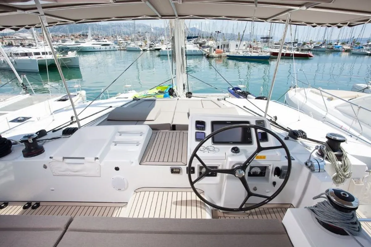 Lagoon 450 Black Duck — yachtbilde 16