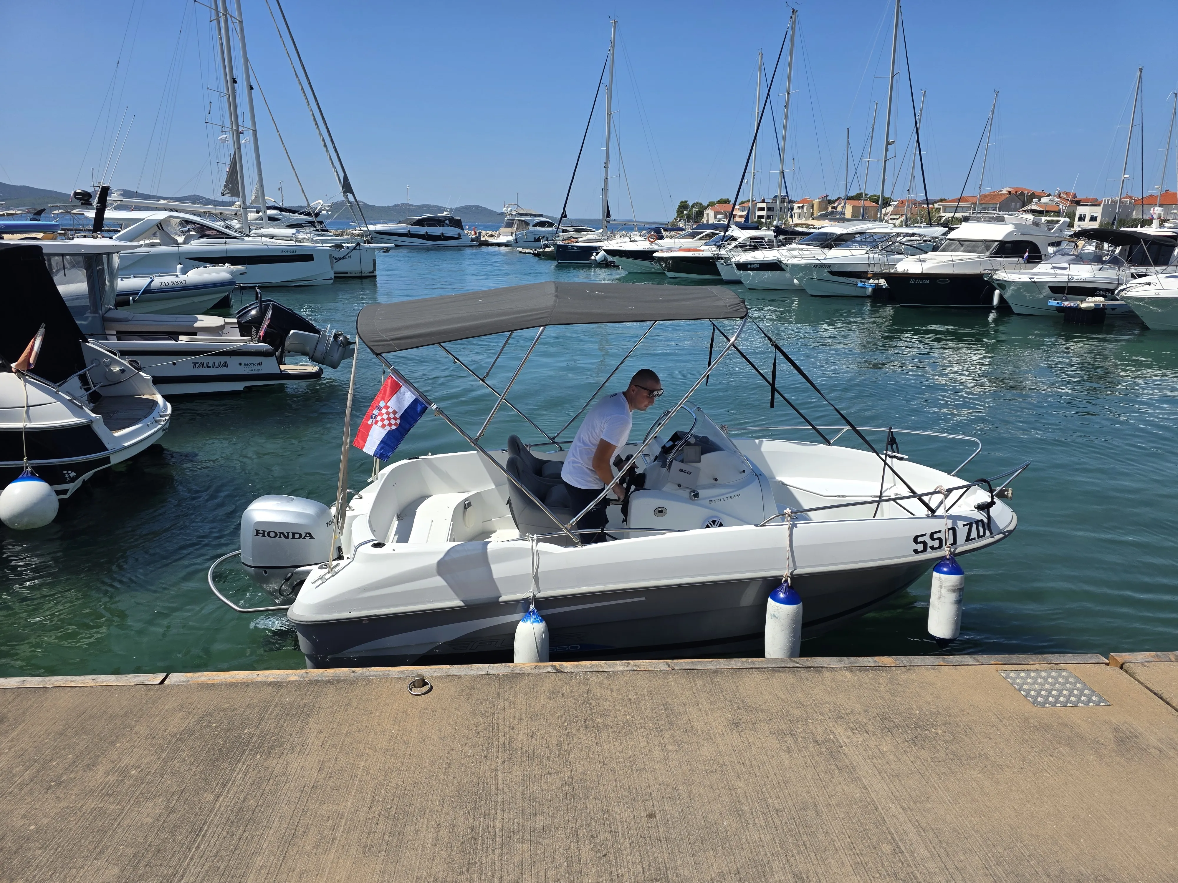 Beneteau Flyer 550 Open BEBA — yacht photo 1