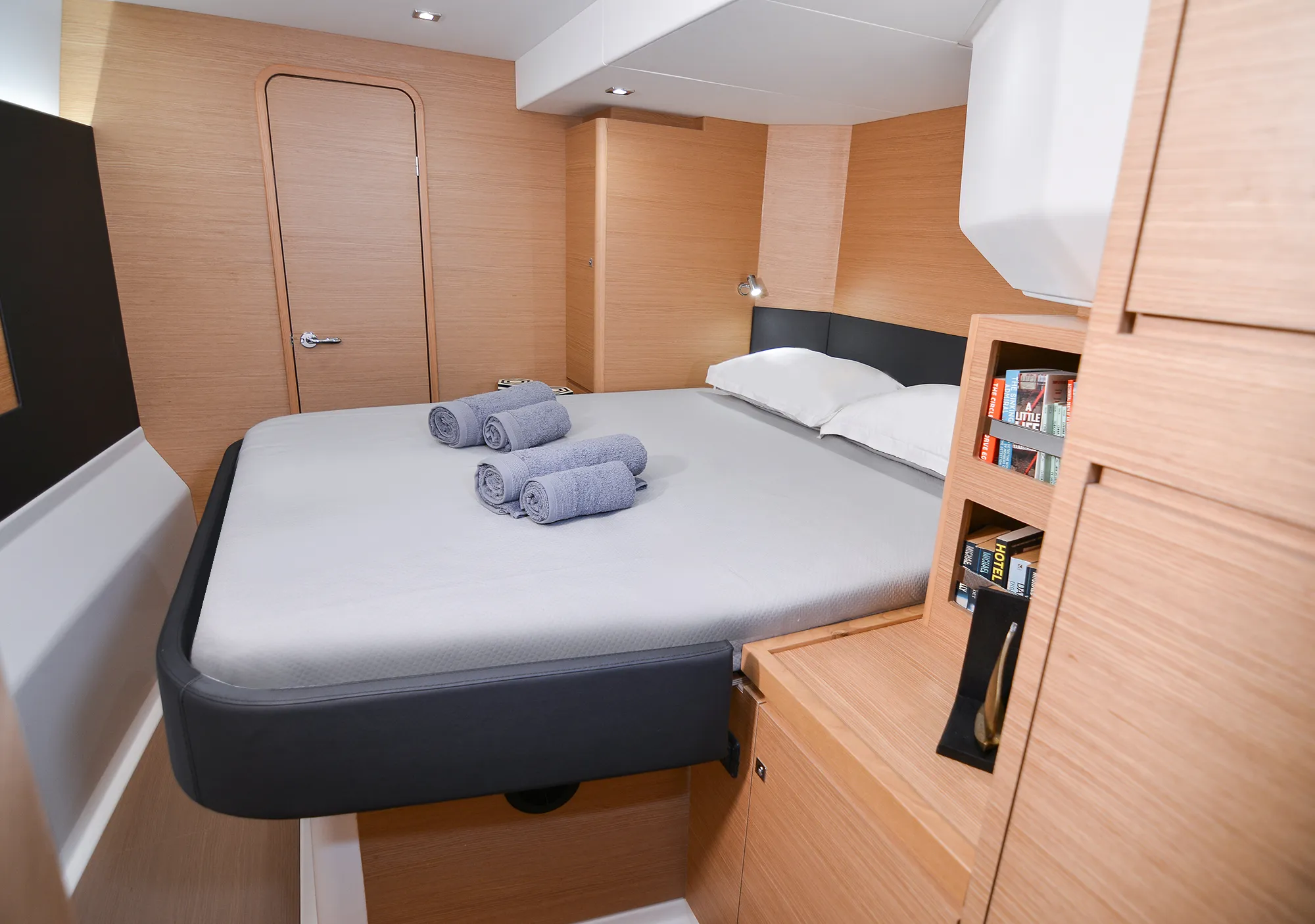 Dufour Catamaran 48 Sea Breeze — фотография яхты 21
