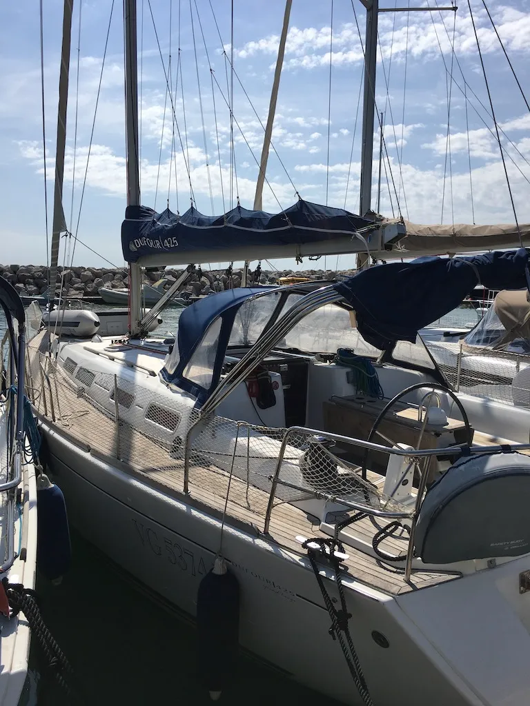 Dufour 425 Surprise — tekne fotoğrafı 2