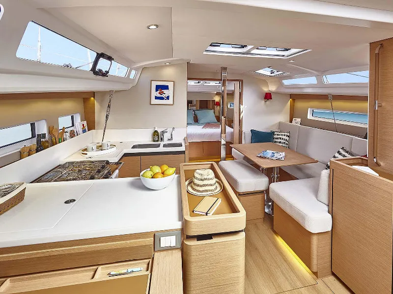 Sun Odyssey 440 Gojiberry — фотография яхты 3