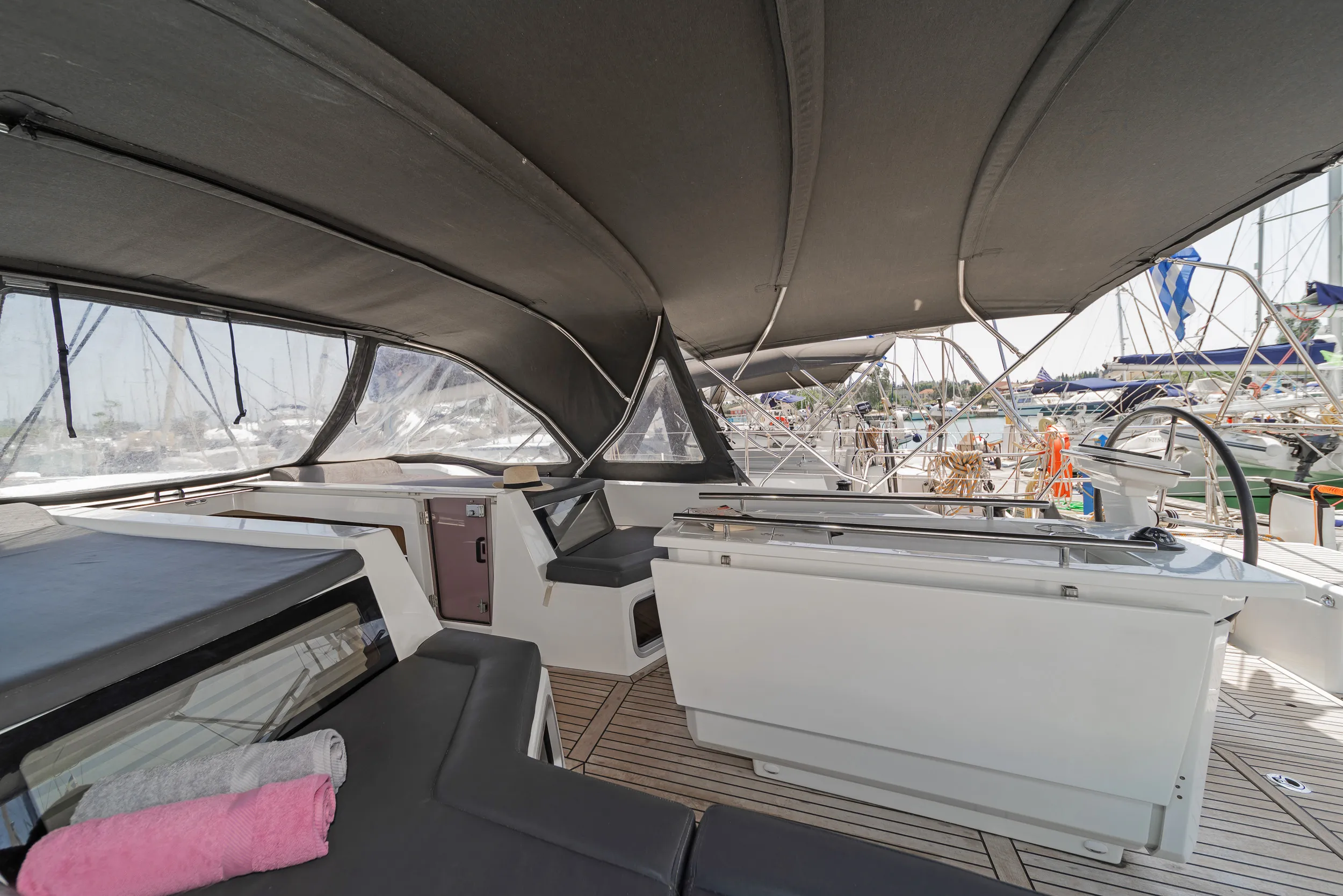 Oceanis 51.1 Babakita — yacht photo 9