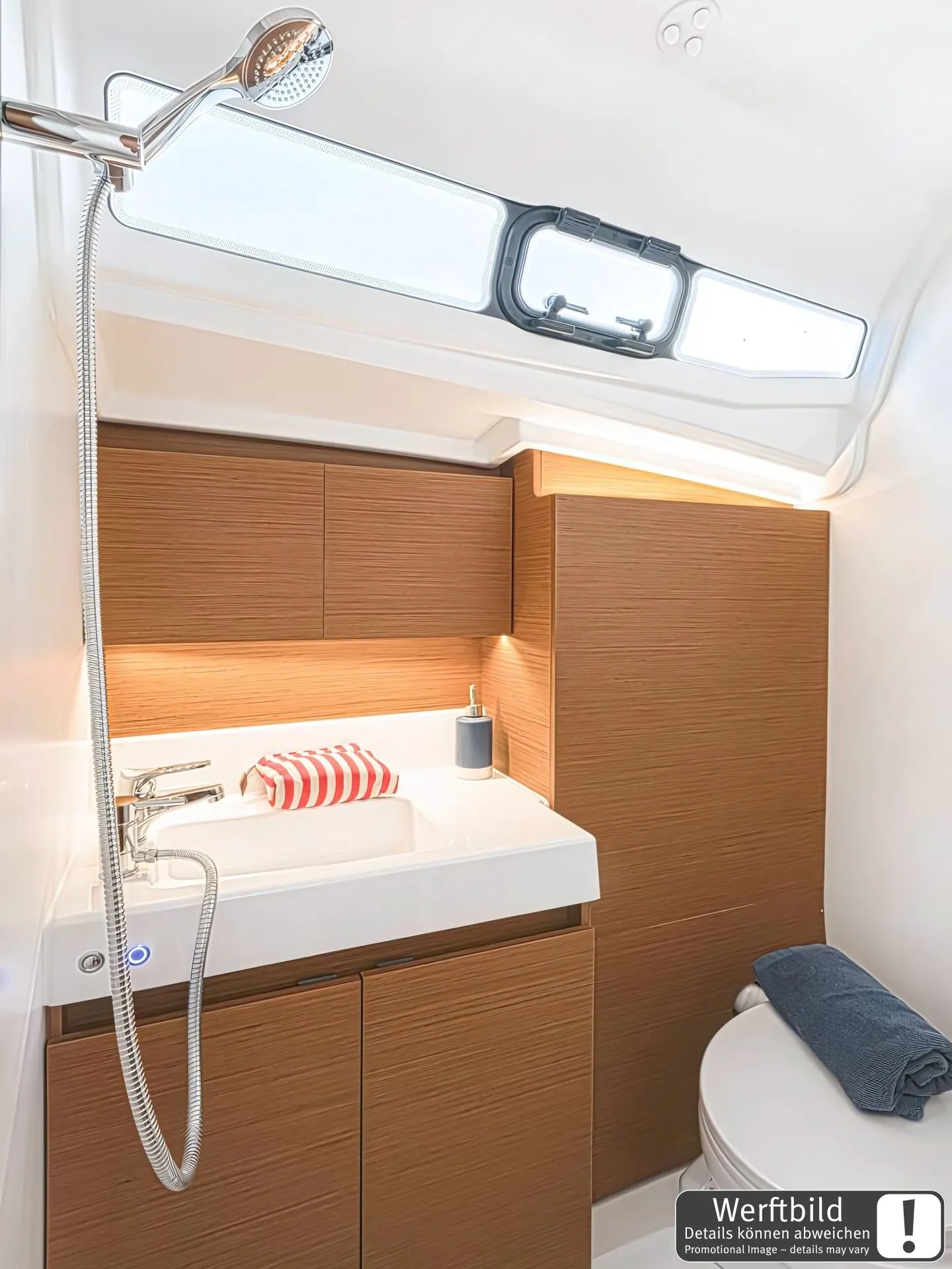Sun Odyssey 380 Lidija — фотография яхты 13
