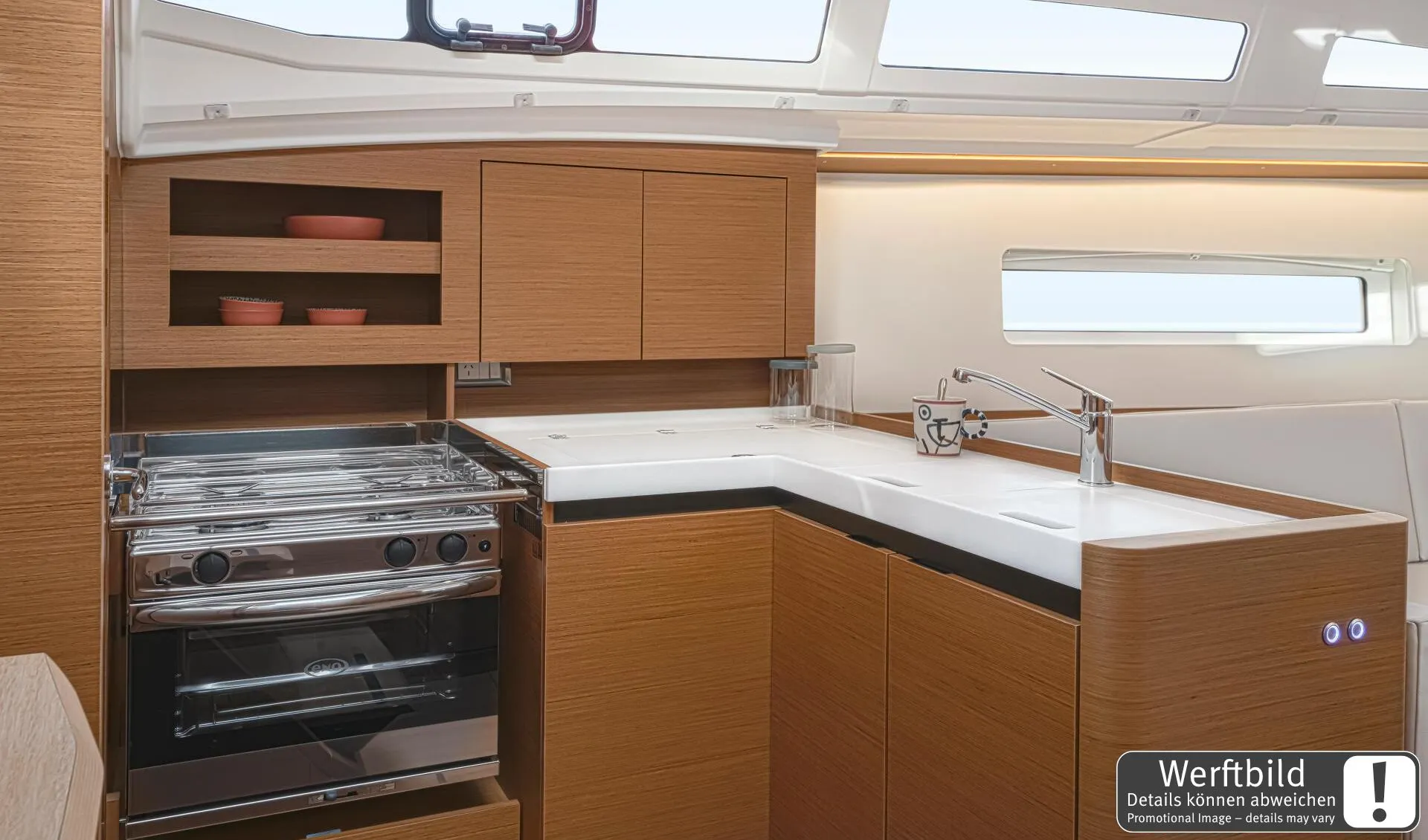 Sun Odyssey 380 Lidija — фотография яхты 12