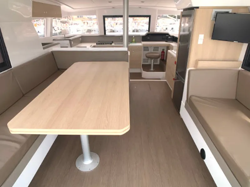 Bali 4.1 Jax — yacht photo 2