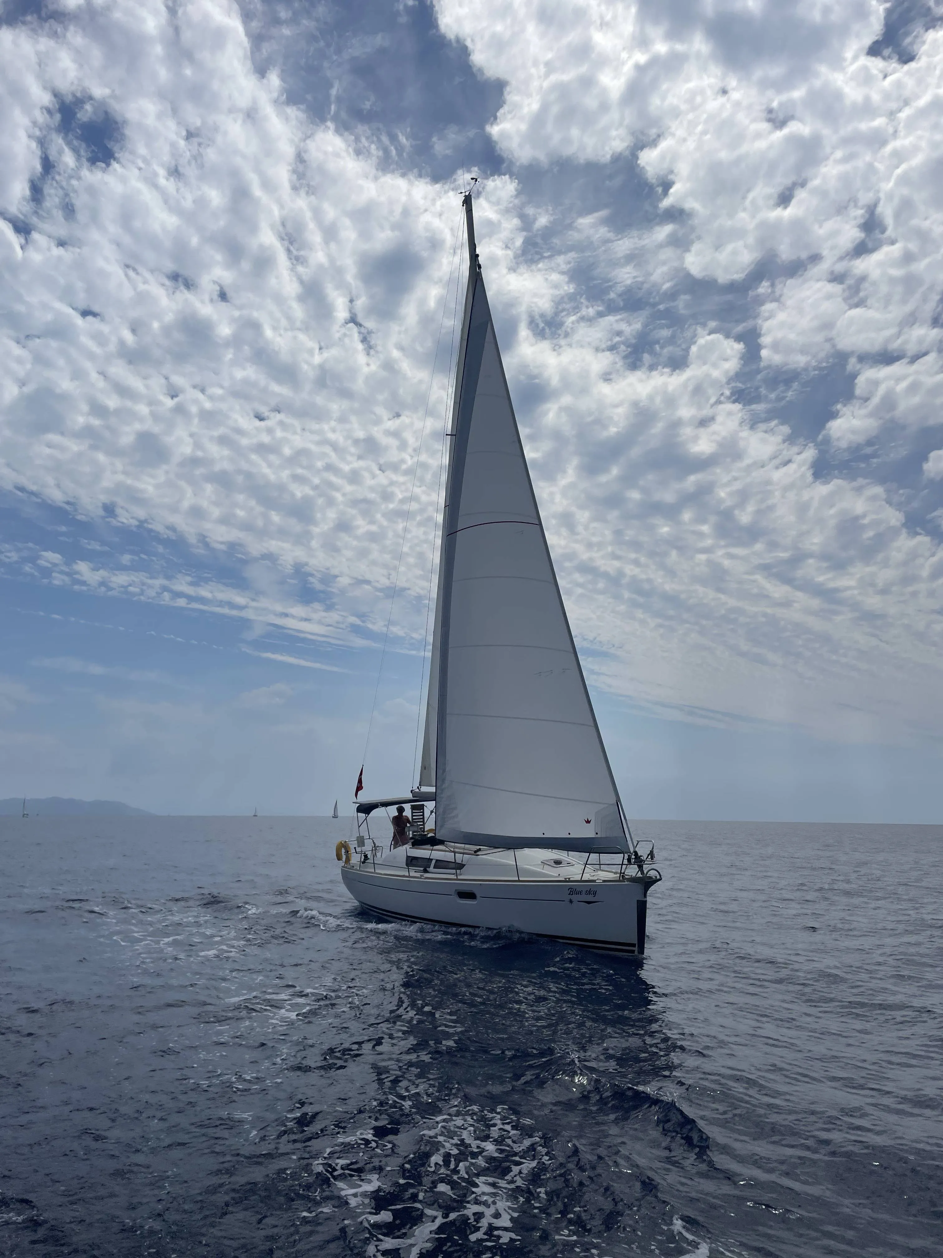 Sun Odyssey 36i Blue Sky — снимка на яхтата 7
