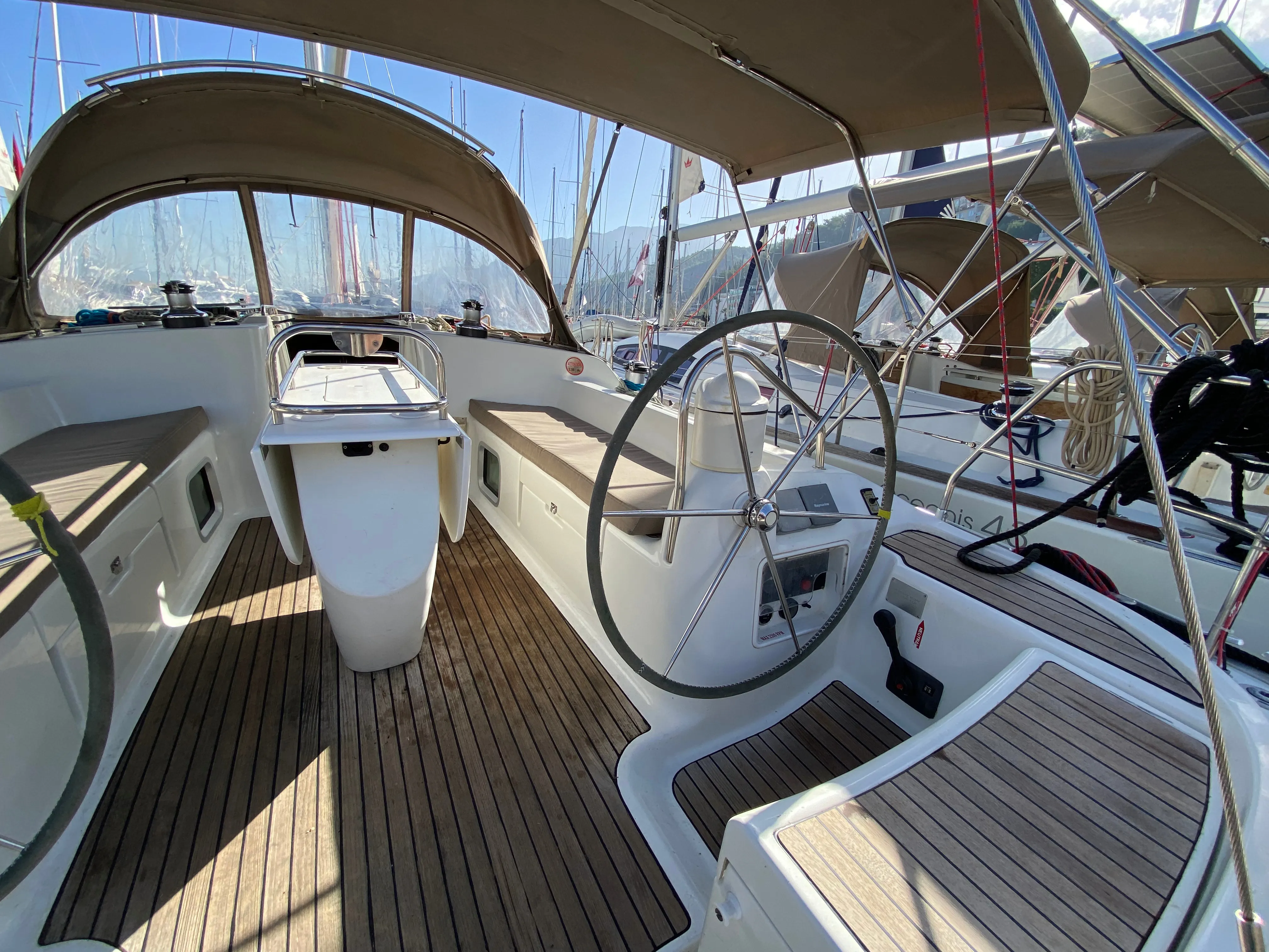 Sun Odyssey 43 Saida — фотография яхты 12