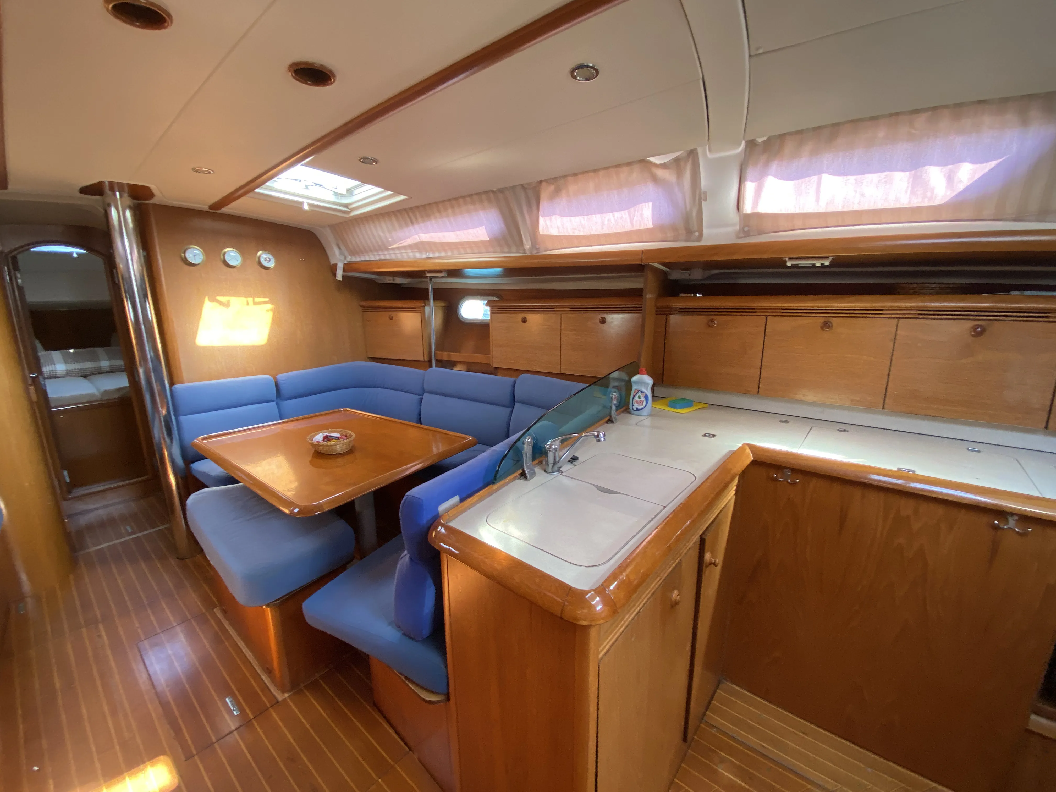 Sun Odyssey 43 Saida — фотография яхты 16