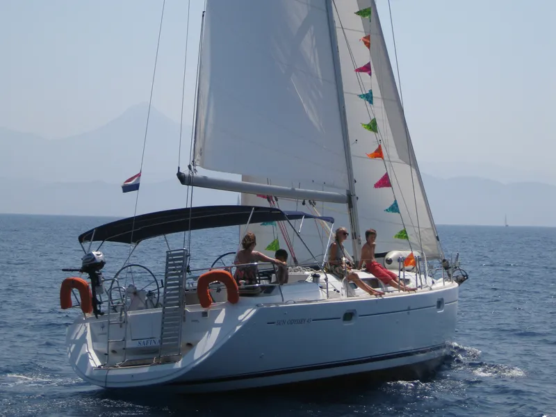 Sun Odyssey 45 Safina — jahtikuva 17