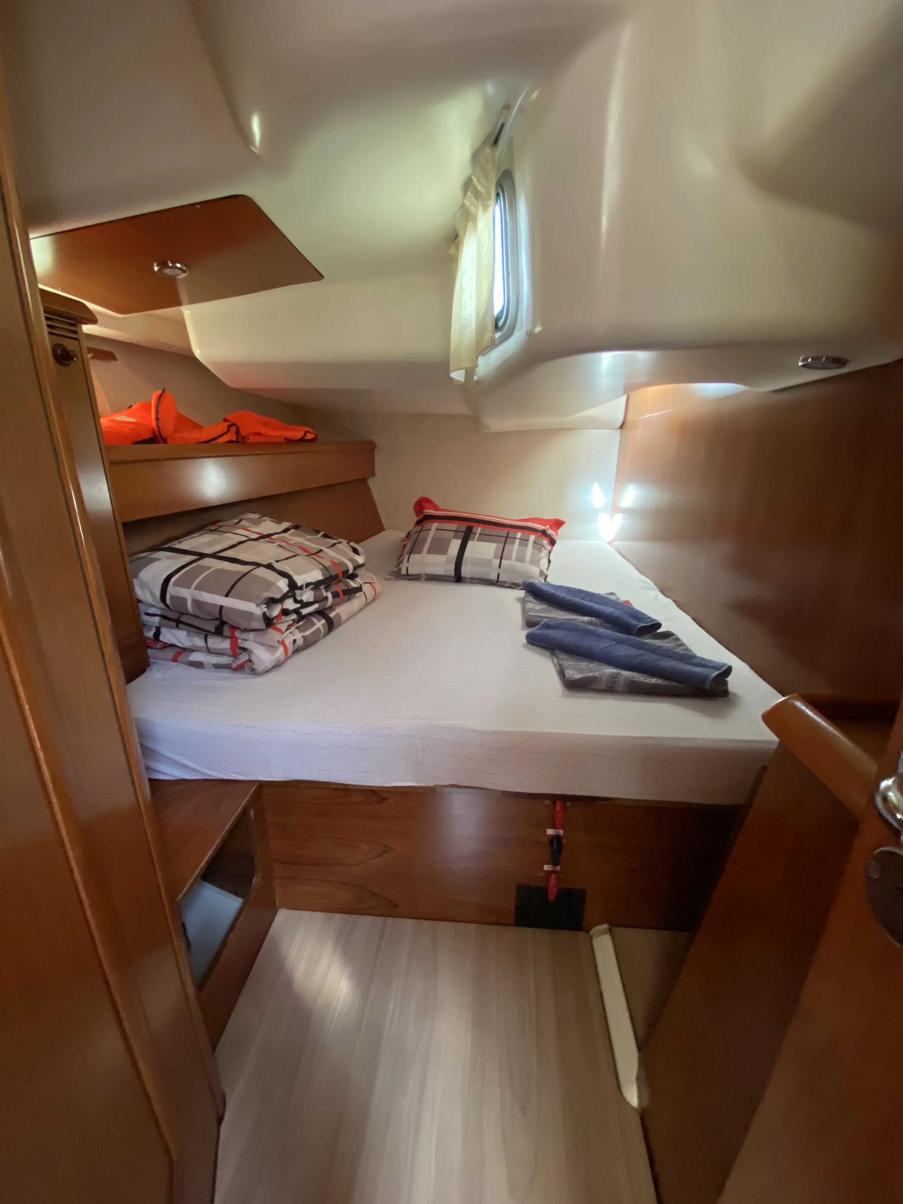 Sun Odyssey 45 Safina — jahtikuva 18
