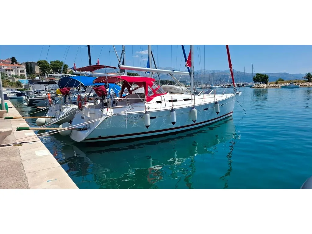 Beneteau Oceanis 393 Škuribanda (refit: 2026, new engine and solar panels) — fotografia jachty 1