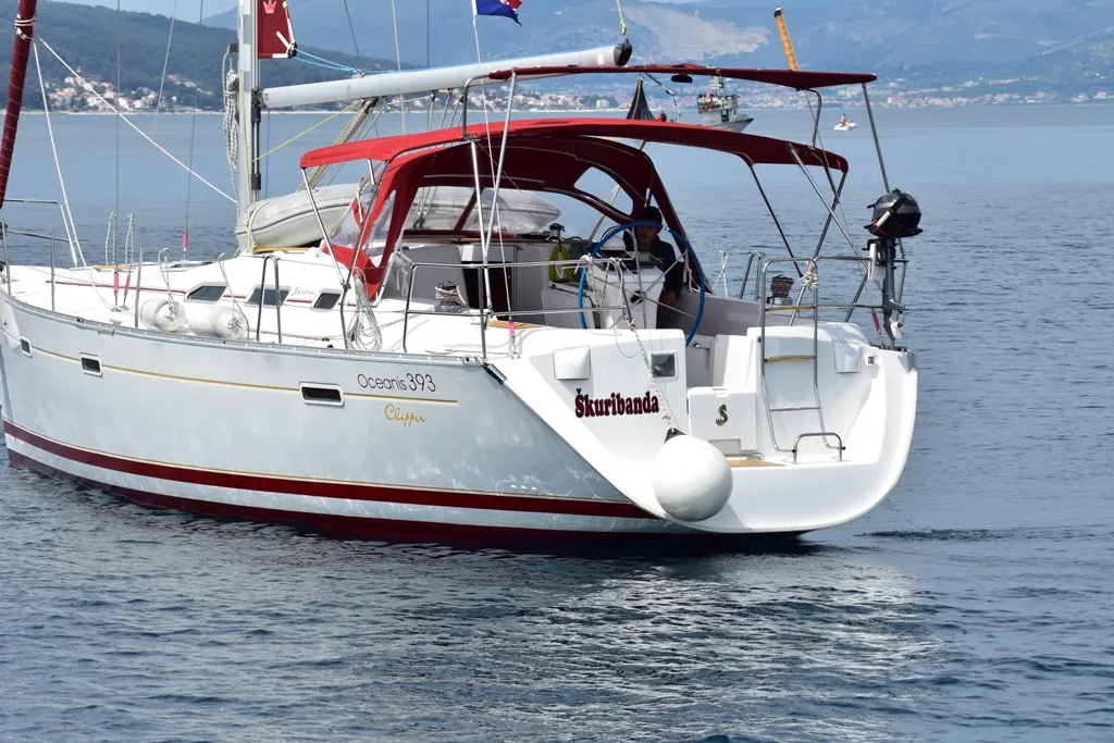 Oceanis 393 Škuribanda (refit: 2026, new engine and solar panels) — fotografia jachty 8