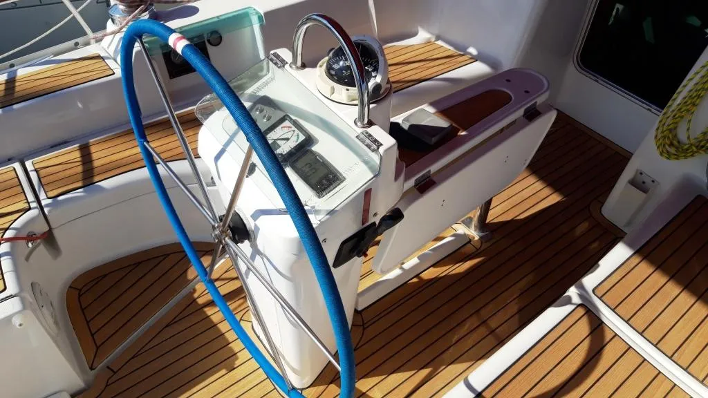 Oceanis 393 Škuribanda (refit: 2026, new engine and solar panels) — fotografia jachty 6