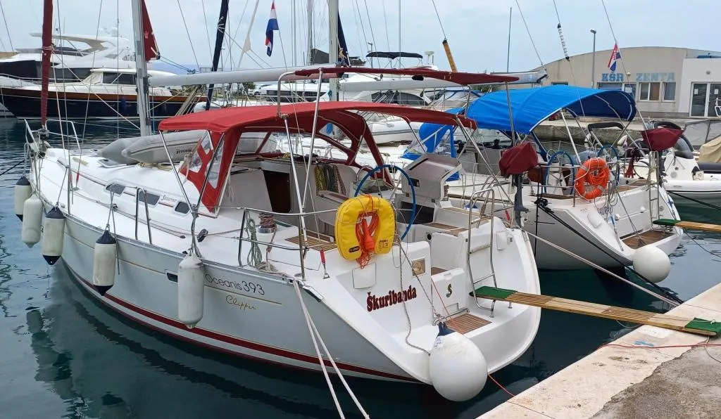 Oceanis 393 Škuribanda (refit: 2026, new engine and solar panels) — fotografia jachty 12
