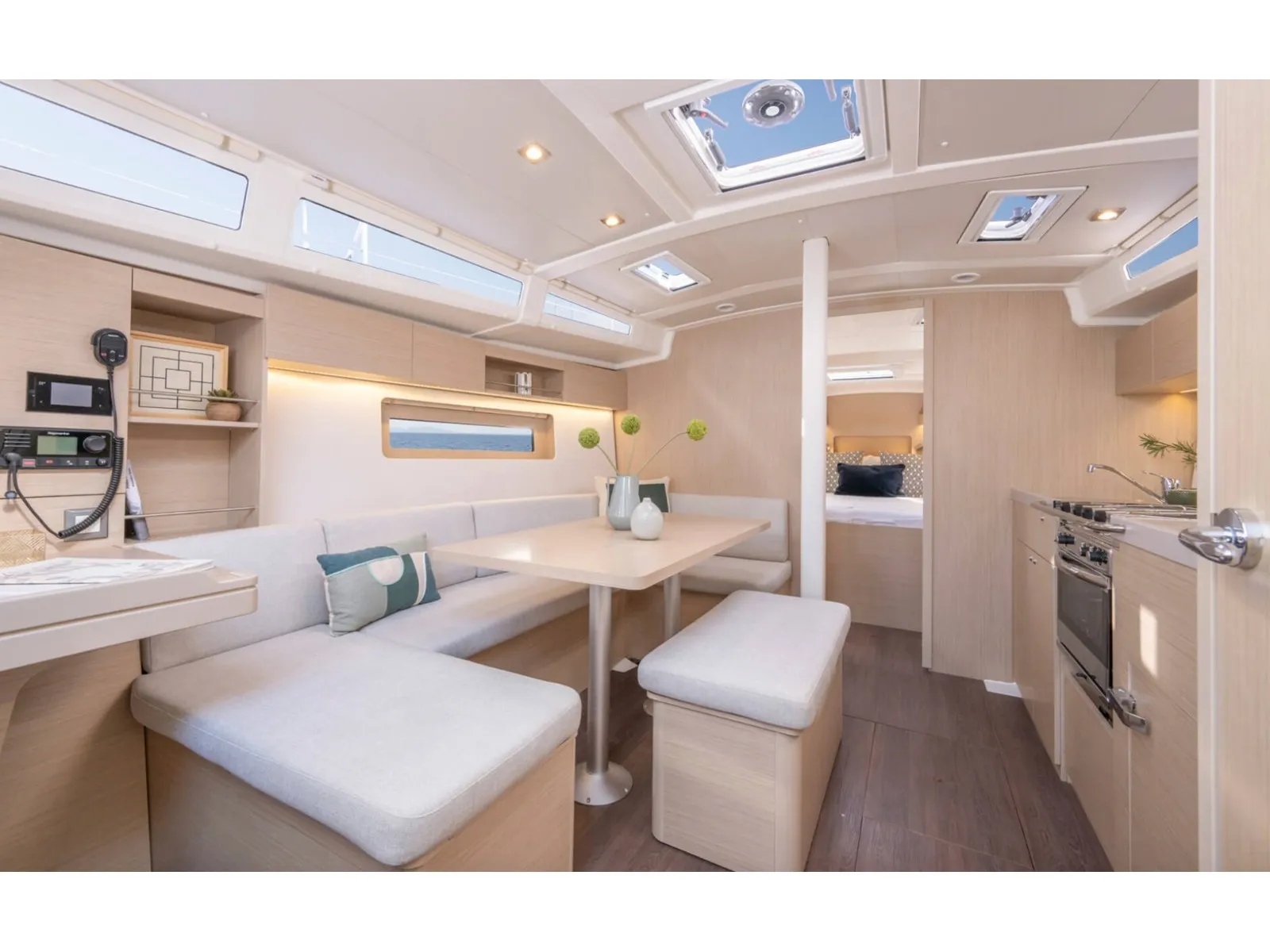 Oceanis 37.1 Silene - Comfort line — jahifoto 2