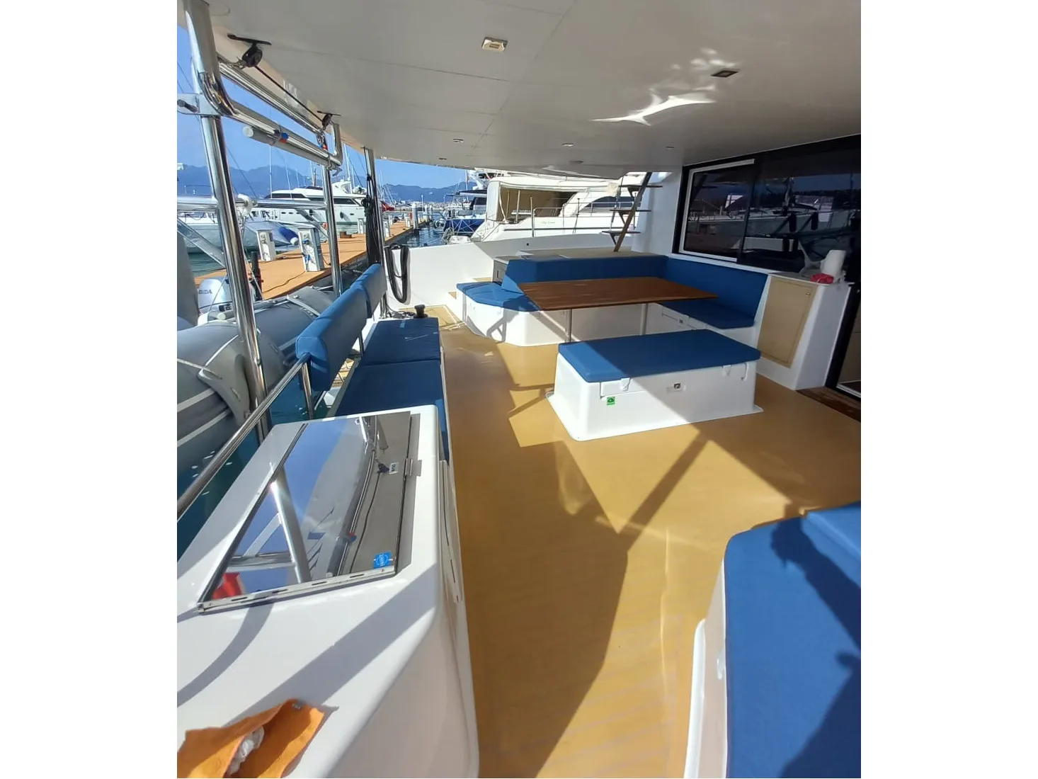 Dufour Catamaran 48 Niña — yacht photo 2