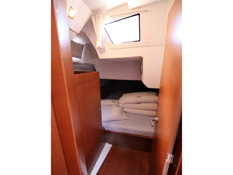 Oceanis 38.1 ELSA — foto dello yacht n. 7
