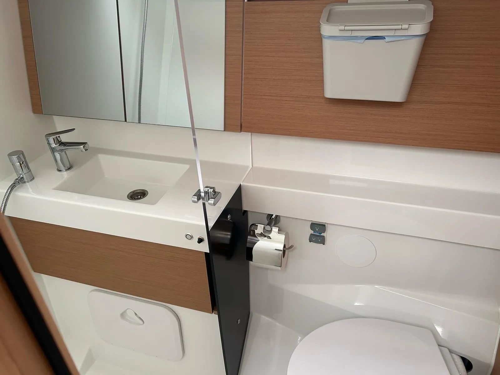Sun Odyssey 410 Titzi — фотография яхты 20