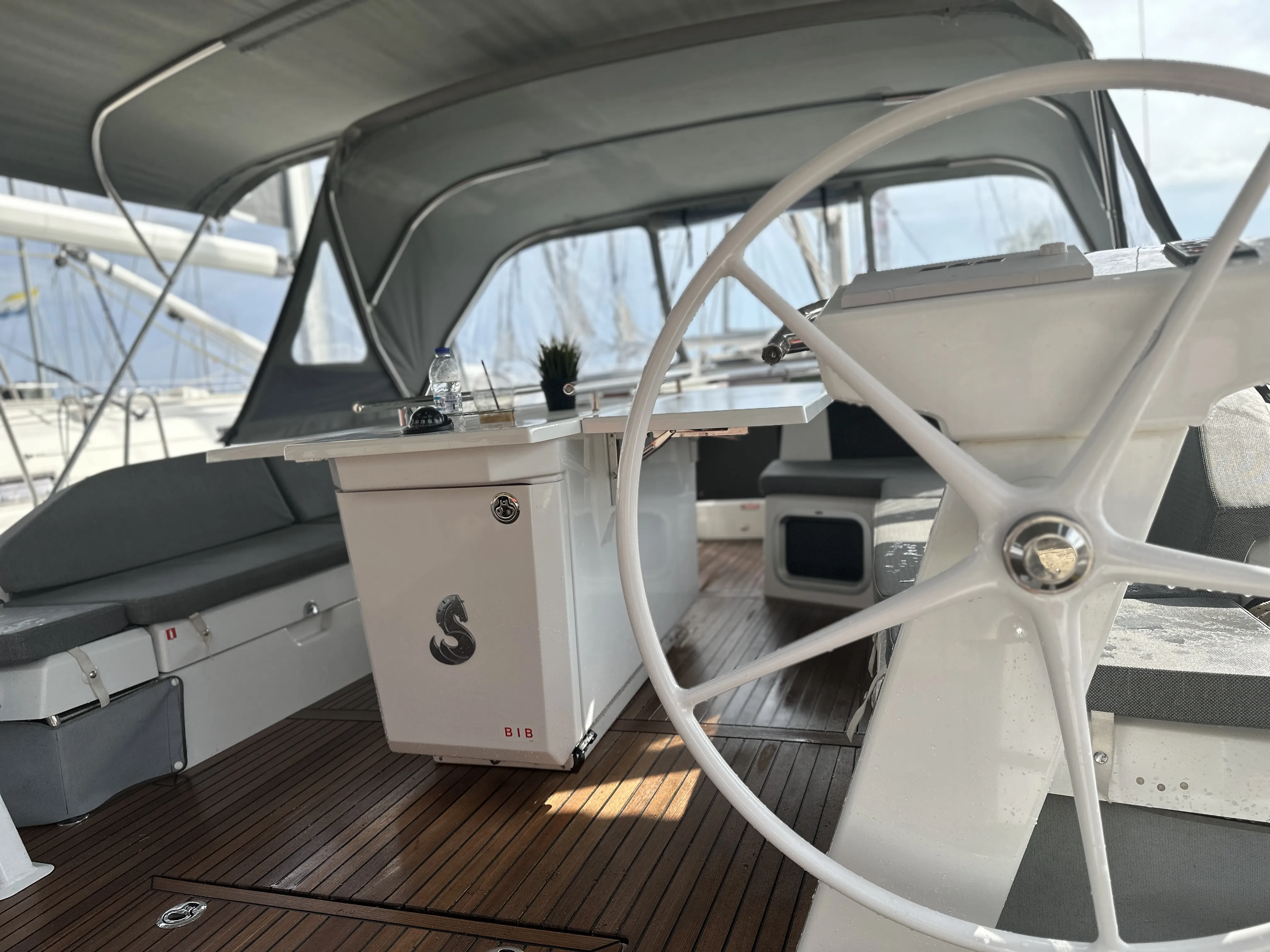 Oceanis 51.1 — fotografia jachty 2