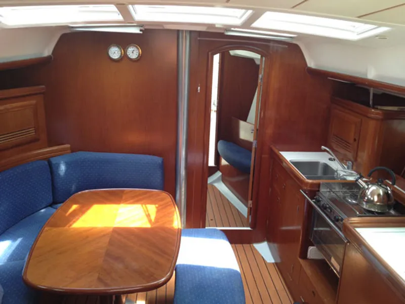Oceanis 393 Hinitsa — foto dello yacht n. 3