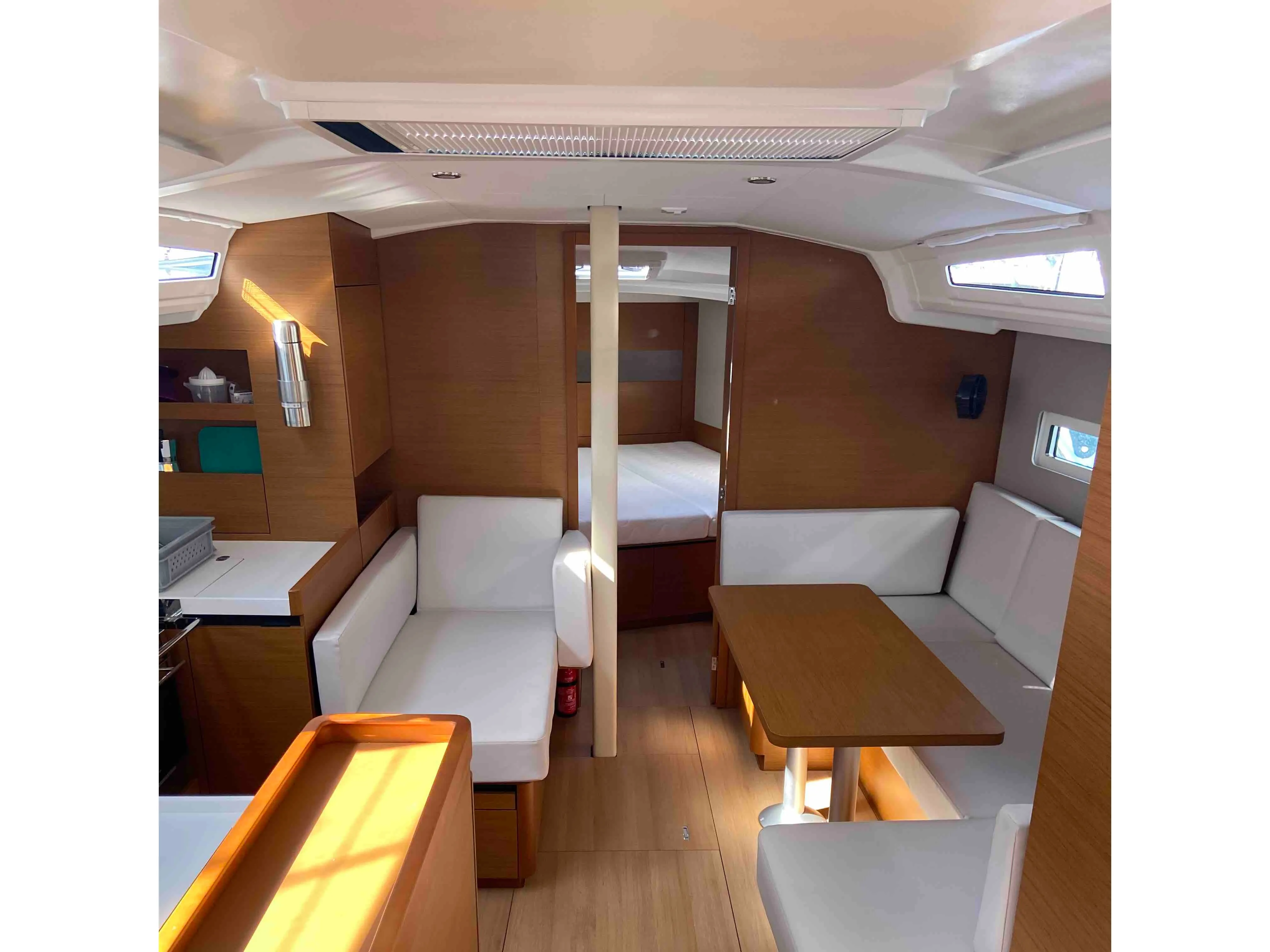 Sun Odyssey 410 Fortnite — yacht photo 2