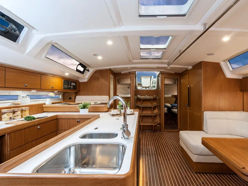 Bavaria Cruiser 56 AF-B56C — снимка на яхтата 3