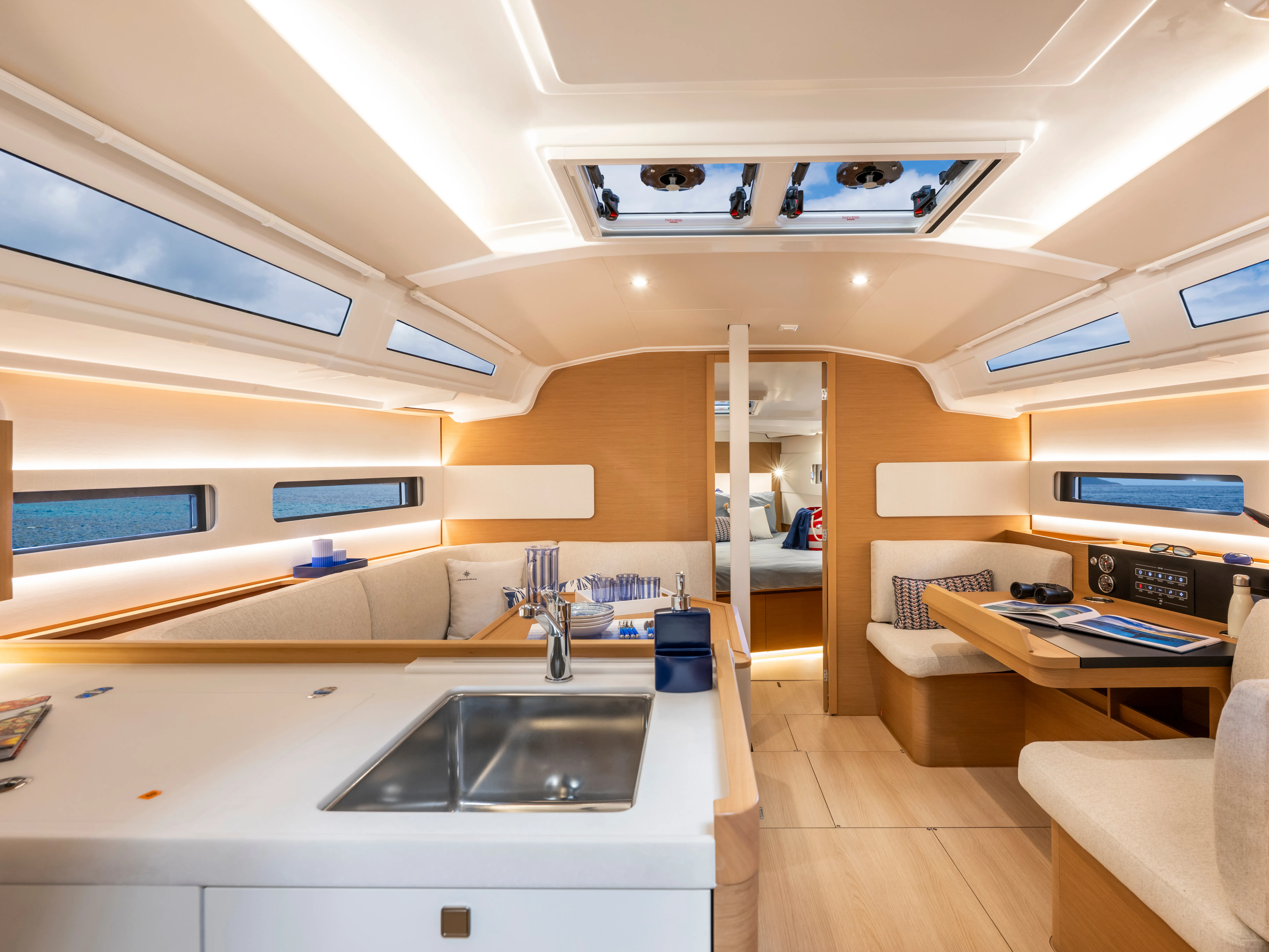 Sun Odyssey 415 XTC 4 U — фотография яхты 5