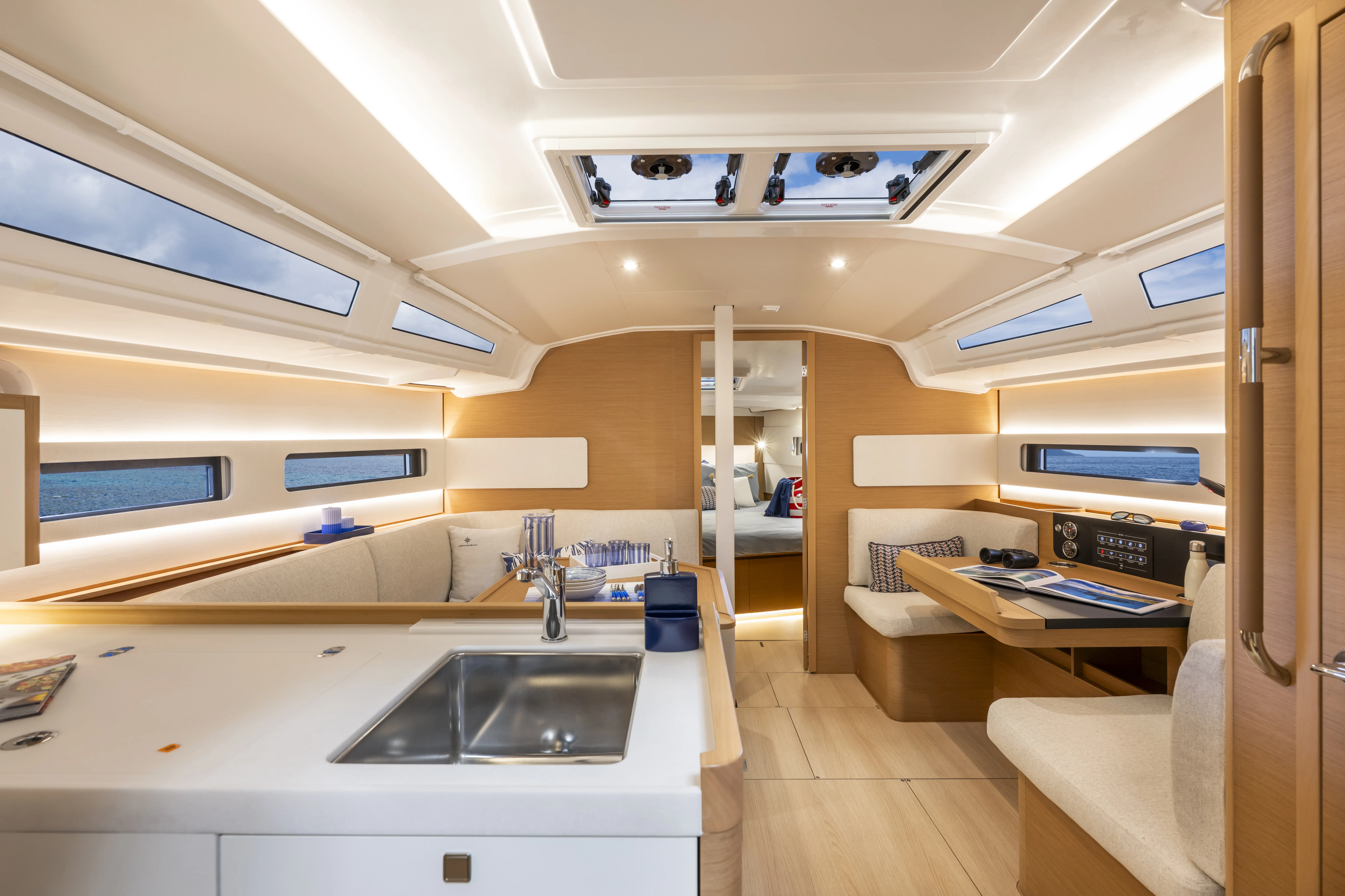 Sun Odyssey 415 XTC 4 U — фотография яхты 6