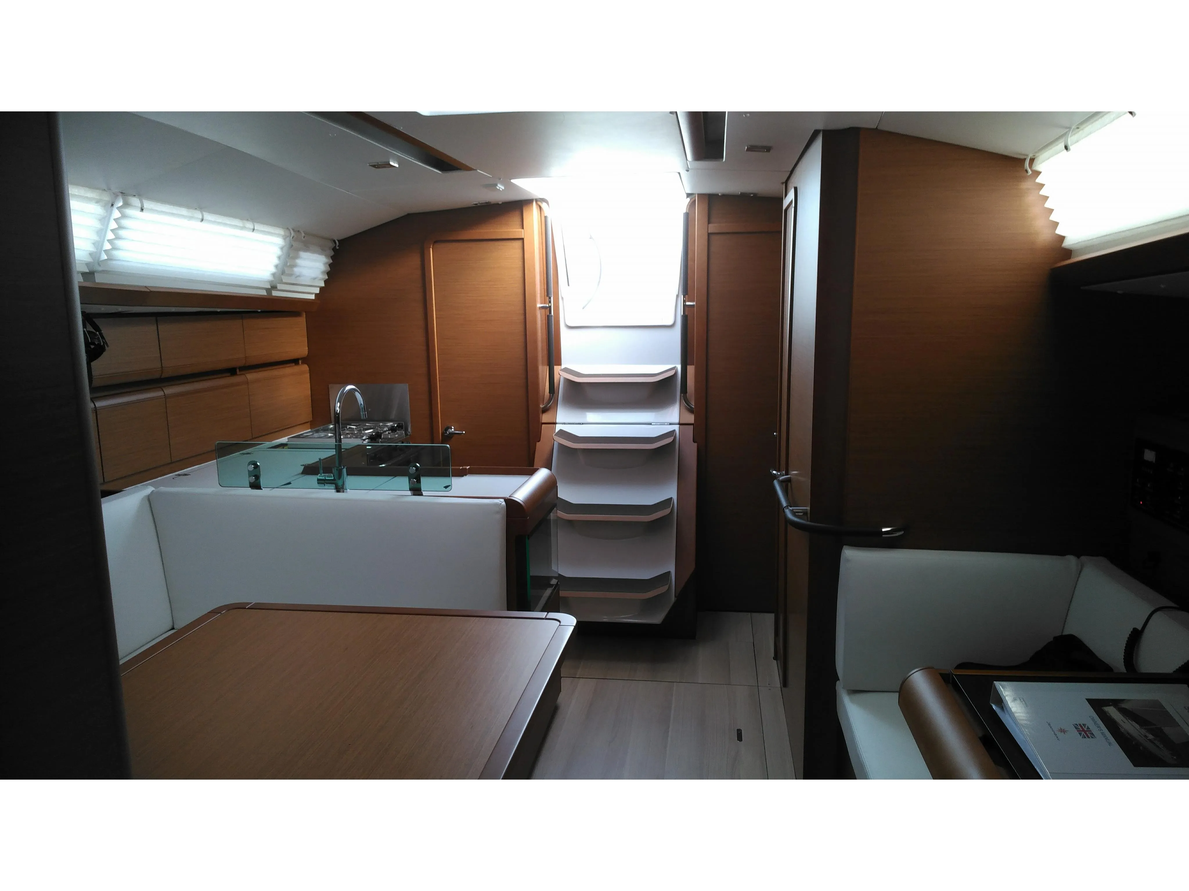 Sun Odyssey 419 Eione — фотография яхты 13