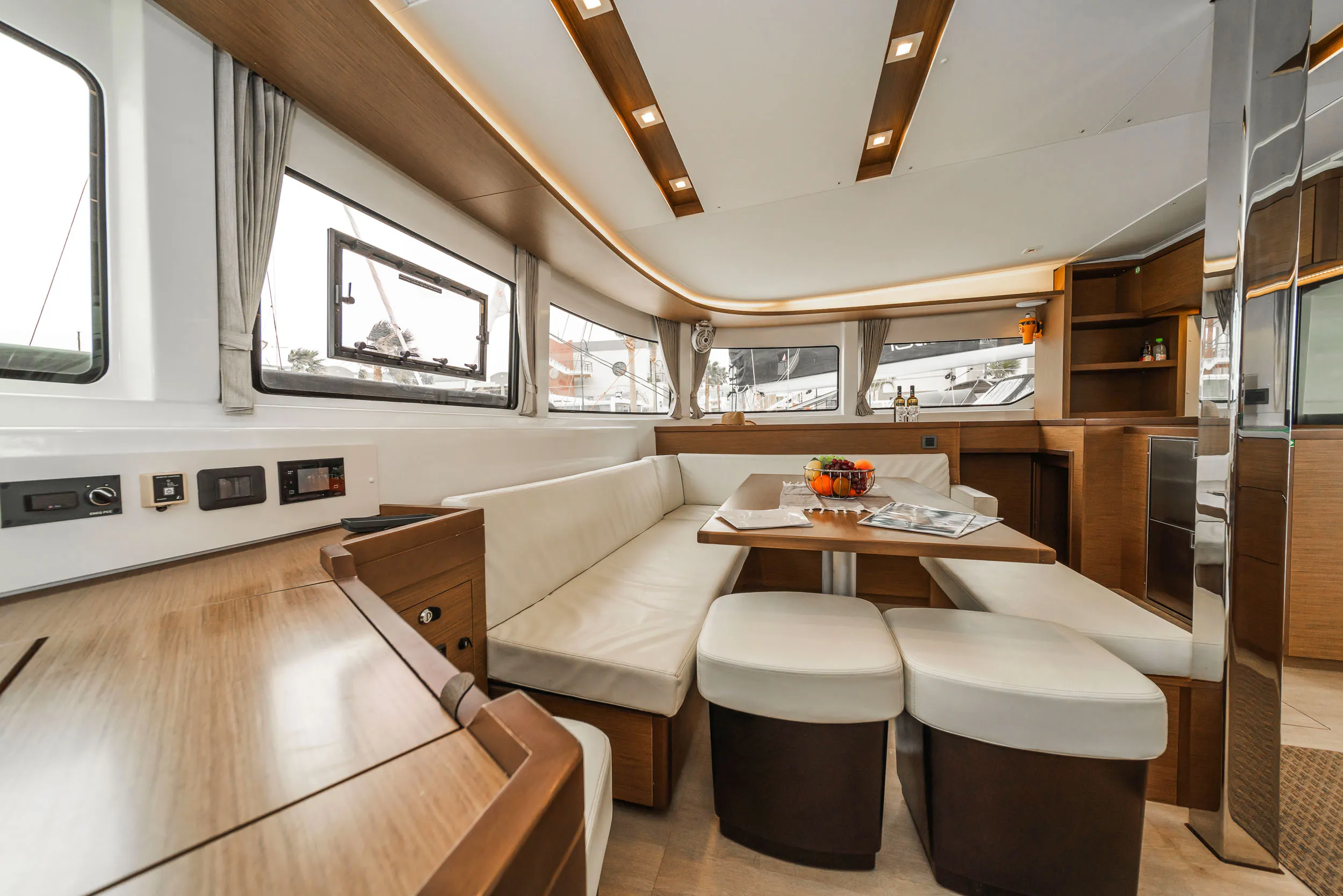 Lagoon 46 Pegasus — jahtikuva 2