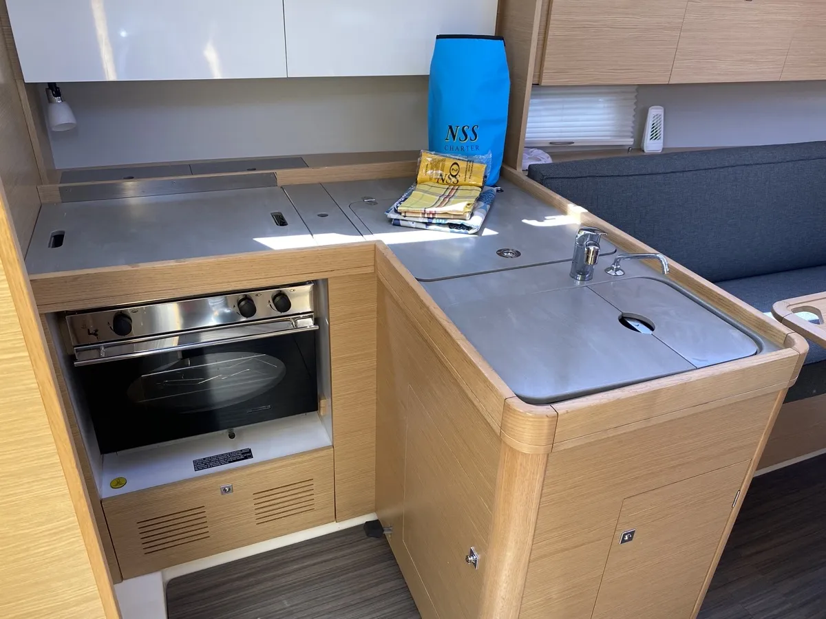 Dufour 360 Grand Large Volpetta — yacht photo 2