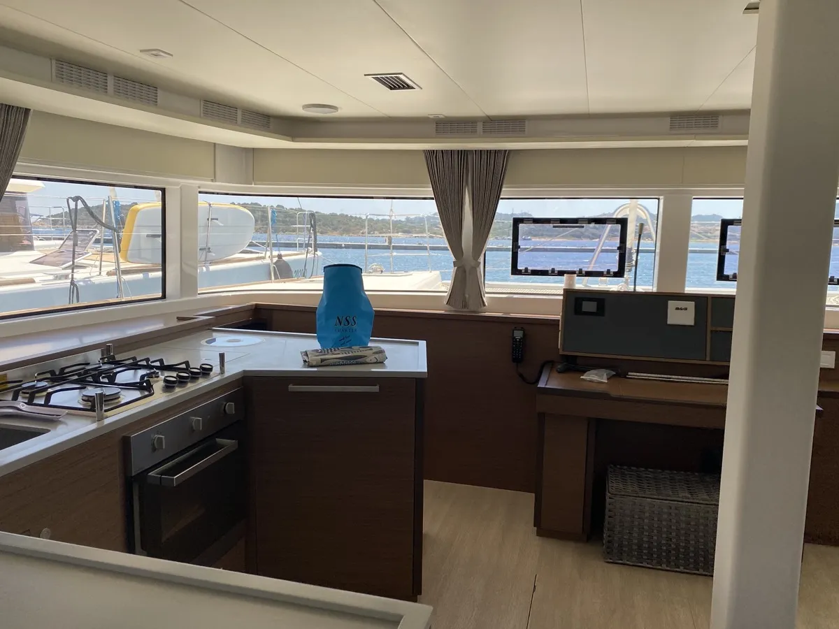 Lagoon 52F Orsa Maggiore - PREMIUM LINE — yacht photo 2