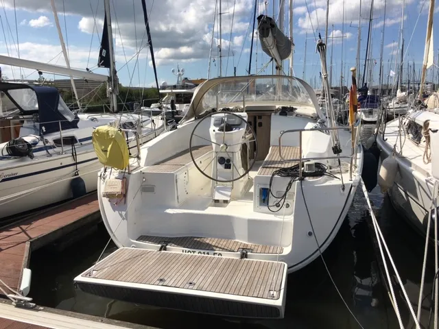 Bavaria Cruiser 36 Toni Manilla — jahtas foto 1
