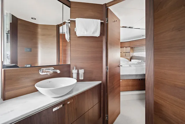 Princess S65 MIRNO MORE — yacht photo 12