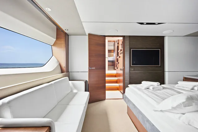 Princess S65 MIRNO MORE — yacht photo 8
