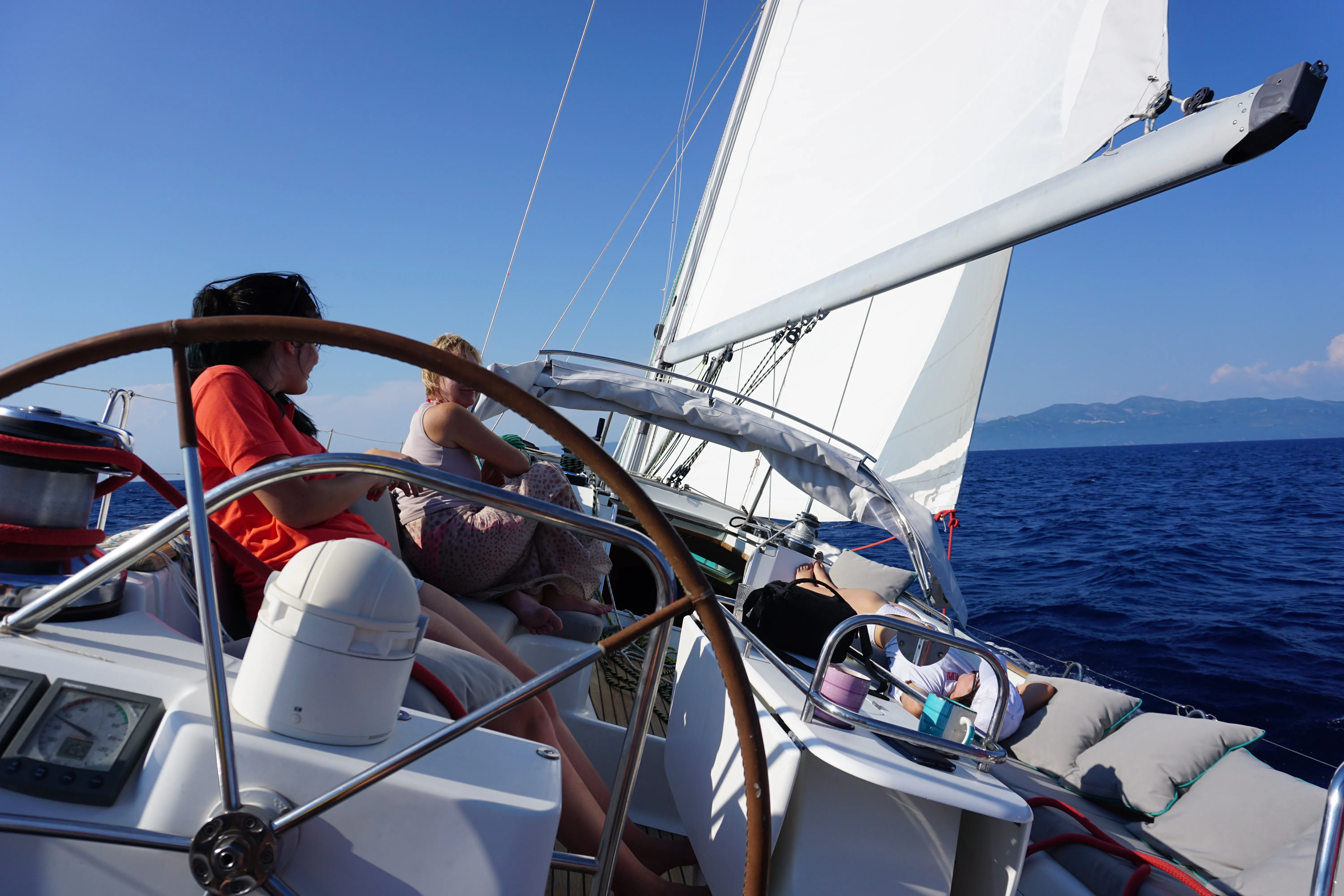 Sun Odyssey 54DS Morpheus — yacht photo 6