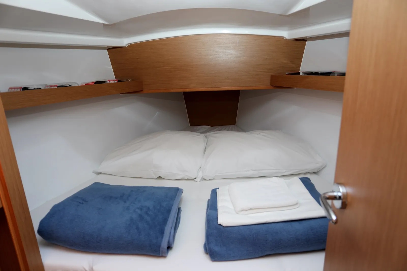 Sun Odyssey 319 Tatjana — фотография яхты 6